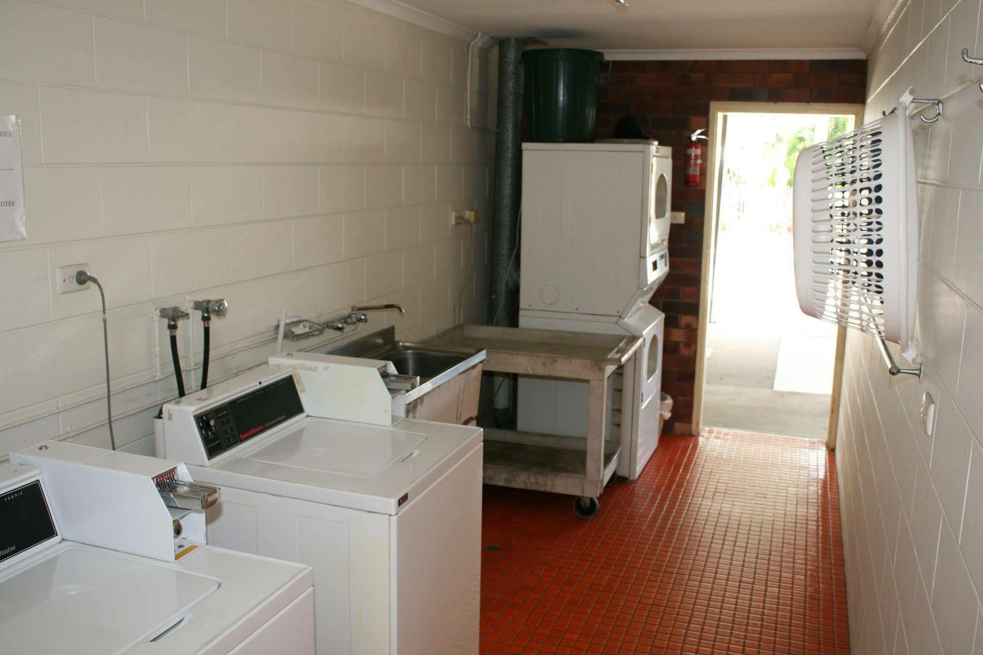 Billabong Lodge Motel Townsville Buitenkant foto